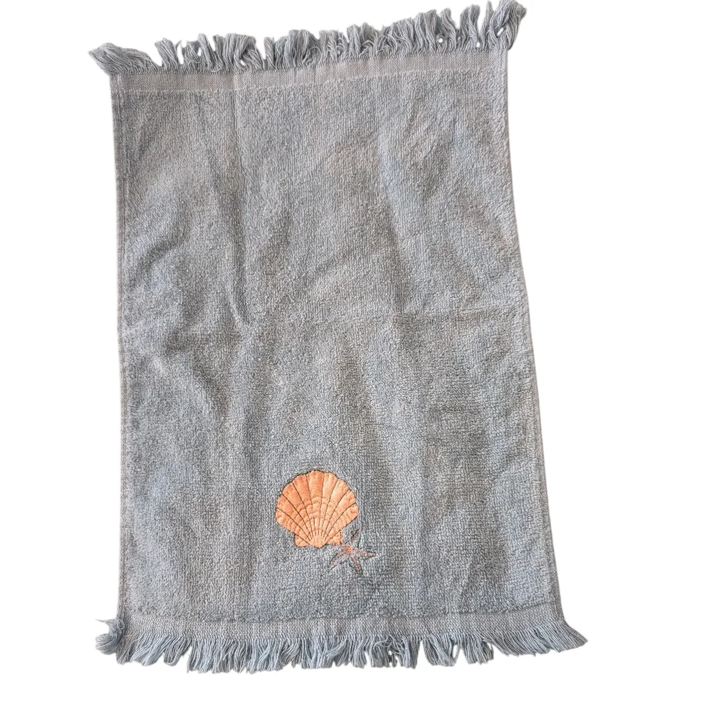 Cannon Vintage Royal 2pc Set Blue Cotton Embroidered‎ Satin Seashell Hand Towels